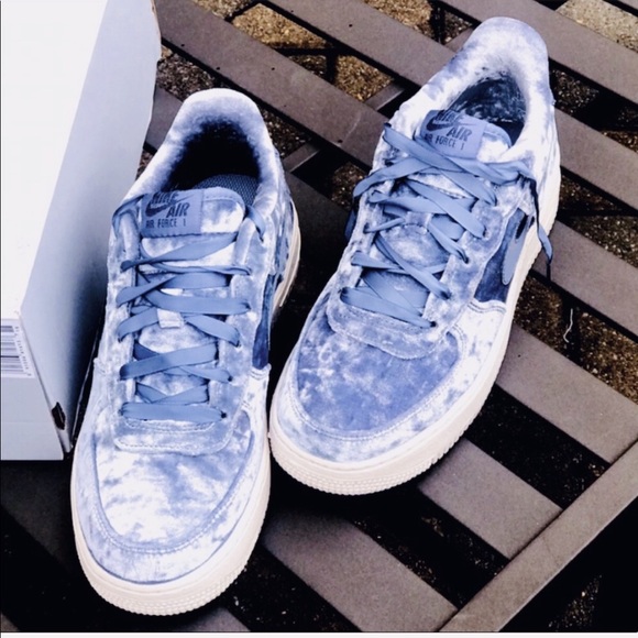 Sale NWT Nike Air Force 1 Lvl 8 Crush Sky Blue - Picture 2 of 8